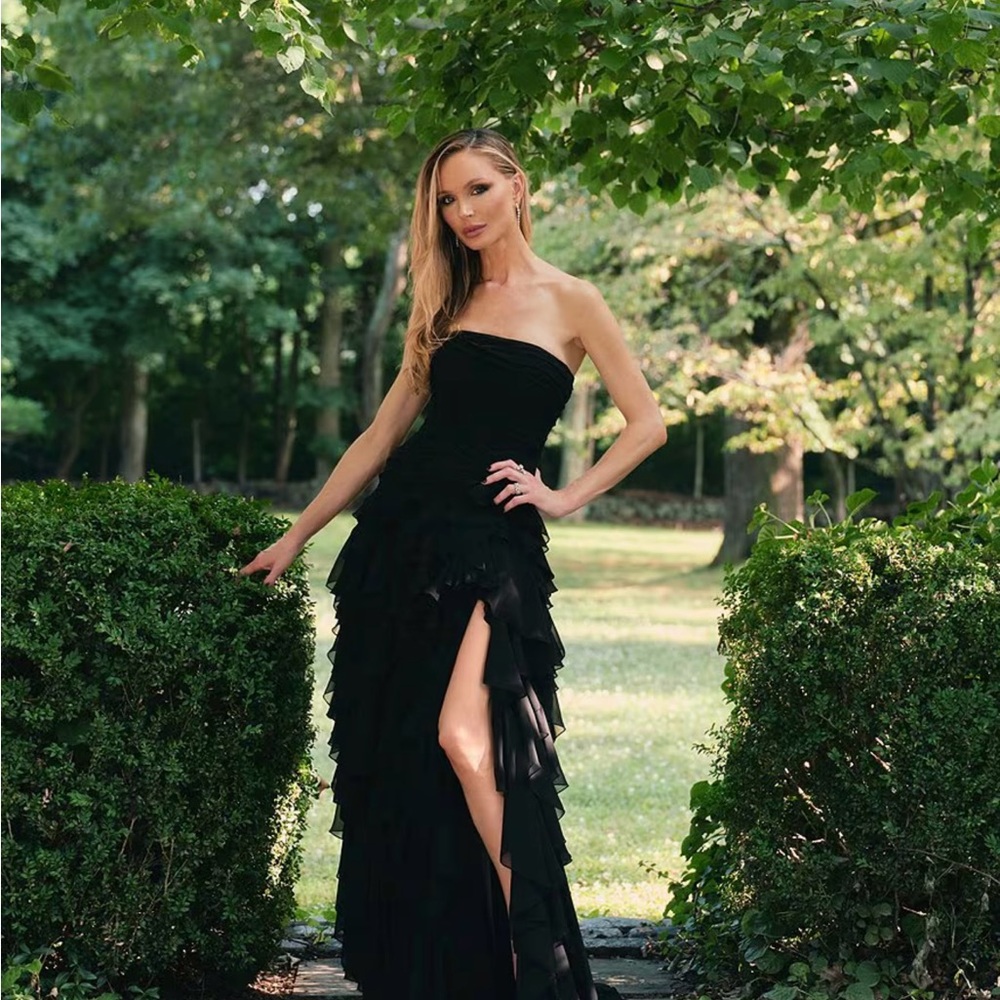 Marchesa Black Strapless Gown NWOT - Picture 2 of 5